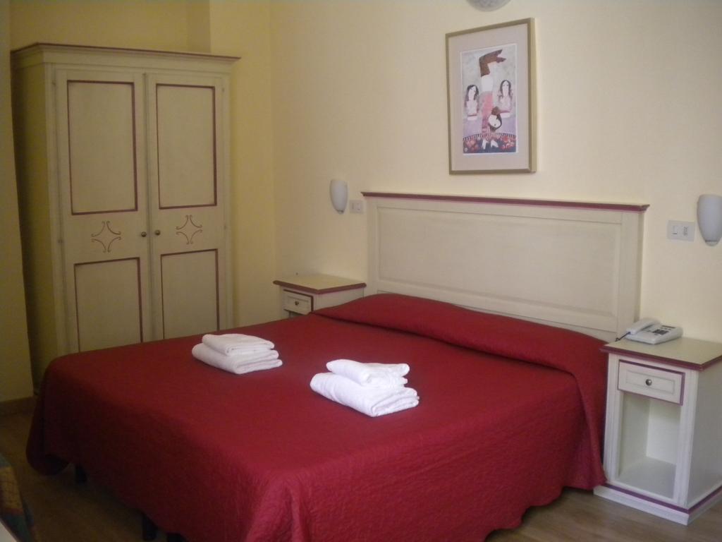 Hotel Benvenuti Firenze Bagian luar foto