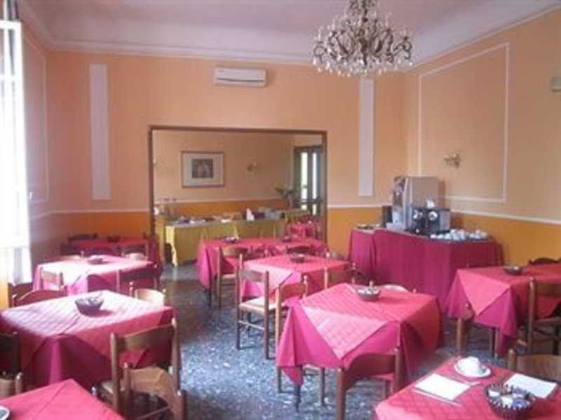 Hotel Benvenuti Firenze Bagian luar foto